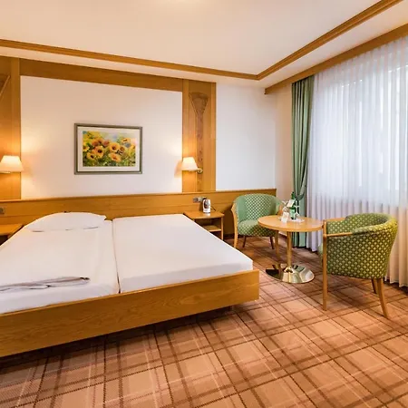 Goebels Zum Loewen Hotell